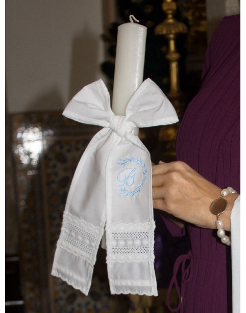 TOALHA E VELA DE BORDADO INGLÊS