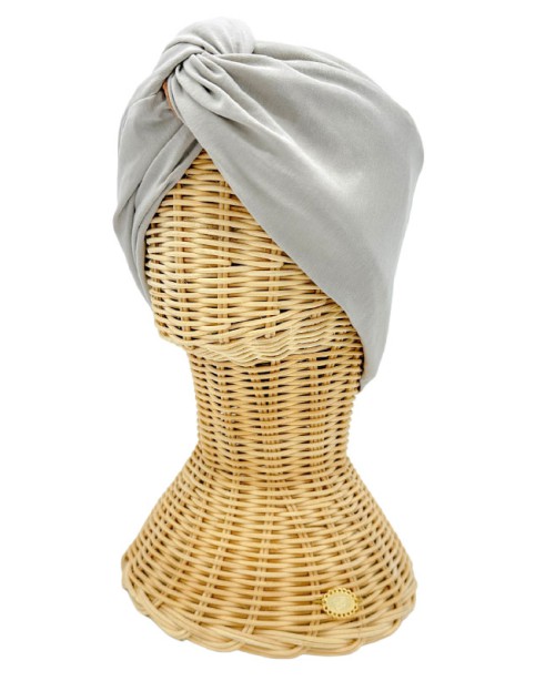 Turbante Cinza Claro